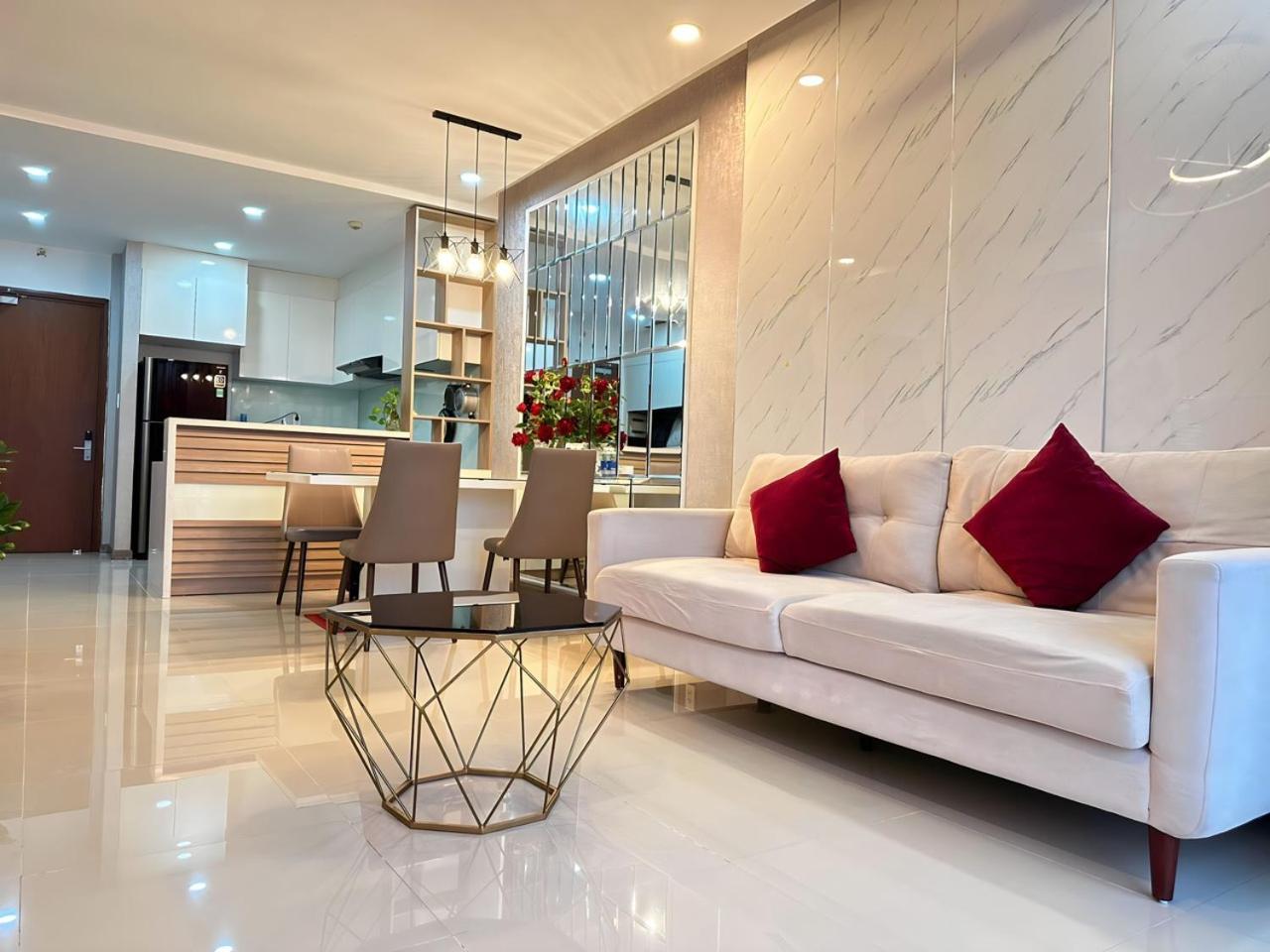 Yourhomes Ho Chi Minh City Exterior photo