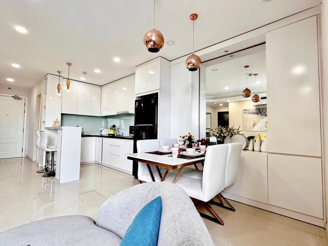 Yourhomes Ho Chi Minh City Exterior photo